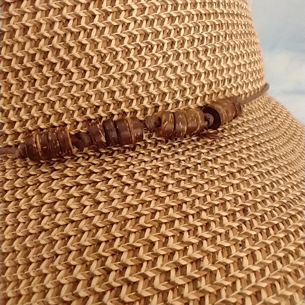 Elegant Tan Woven Bucket/ Brim Hat NWOT - Picture 7 of 16